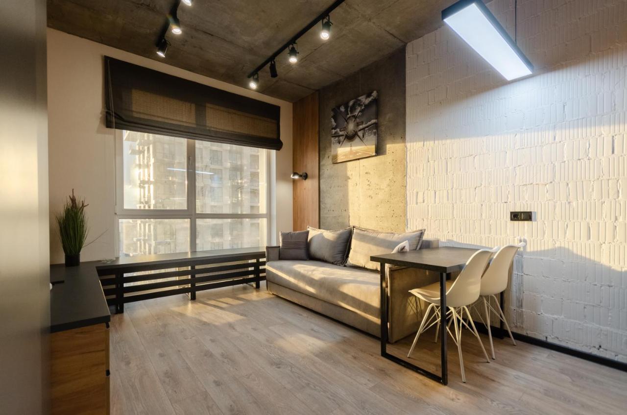 Petrovdom Apartments 12-131B In Rc "Yaroslaviv Grad", Bulvarno-Kudriavska 17B 基輔 外观 照片