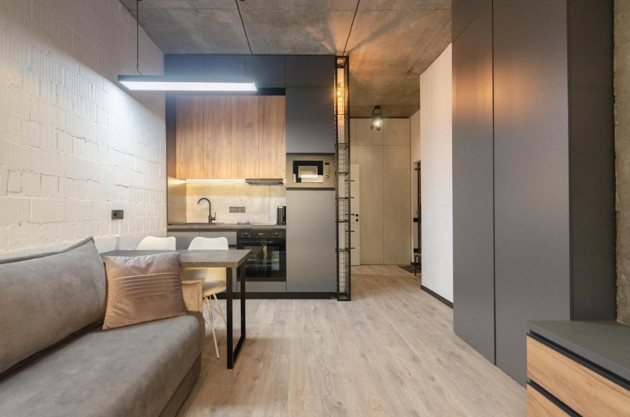 Petrovdom Apartments 12-131B In Rc "Yaroslaviv Grad", Bulvarno-Kudriavska 17B 基輔 外观 照片