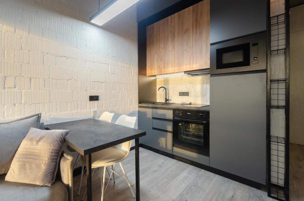 Petrovdom Apartments 12-131B In Rc "Yaroslaviv Grad", Bulvarno-Kudriavska 17B 基輔 外观 照片