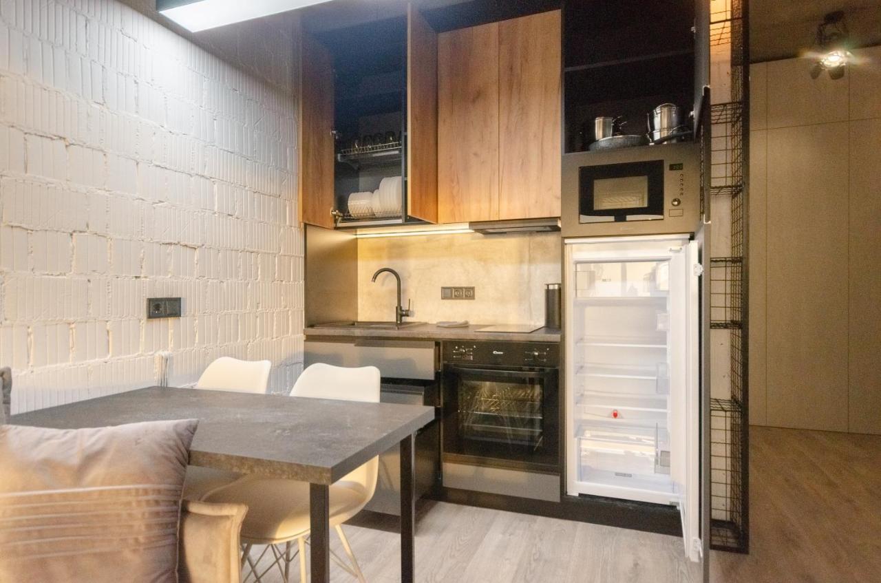 Petrovdom Apartments 12-131B In Rc "Yaroslaviv Grad", Bulvarno-Kudriavska 17B 基輔 外观 照片
