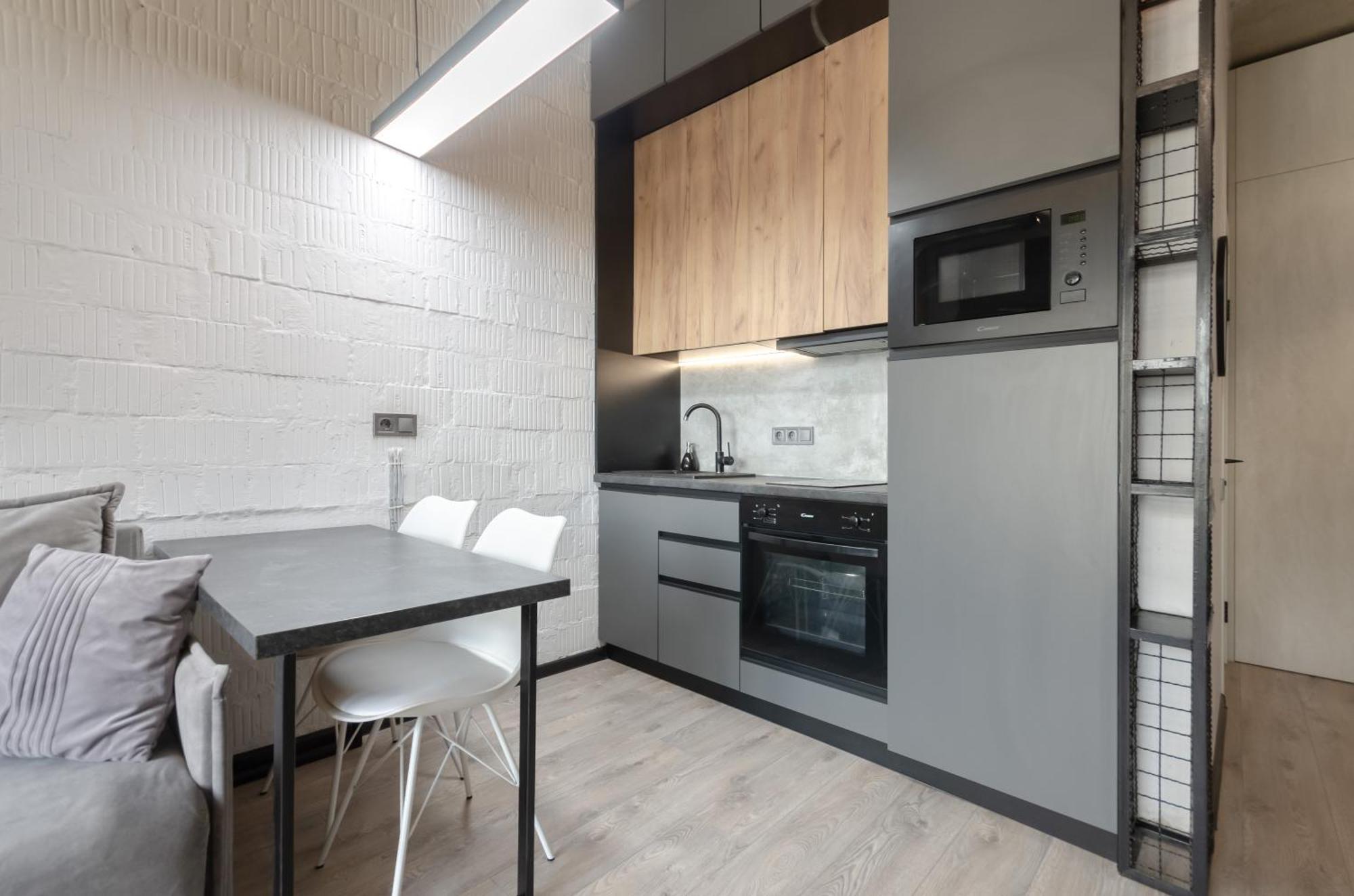 Petrovdom Apartments 12-131B In Rc "Yaroslaviv Grad", Bulvarno-Kudriavska 17B 基輔 外观 照片